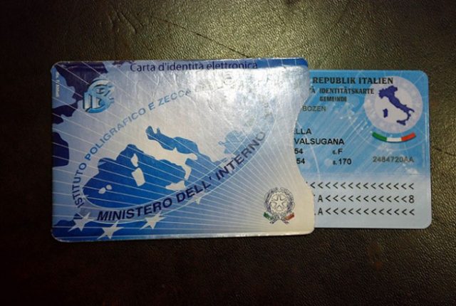 Carta d'identità elettronica, da lunedì 11 luglio anche a Roma