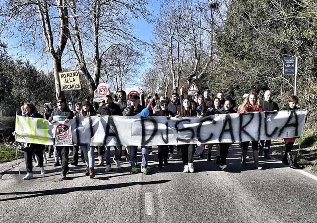 manifestazione-no-discarica-tragliatella